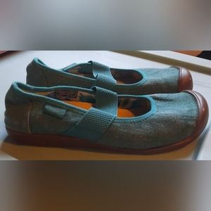 Womens Keen Sienna Canvas Mary Jane Size 39 / 8.5 in Turquoise / Aqua
